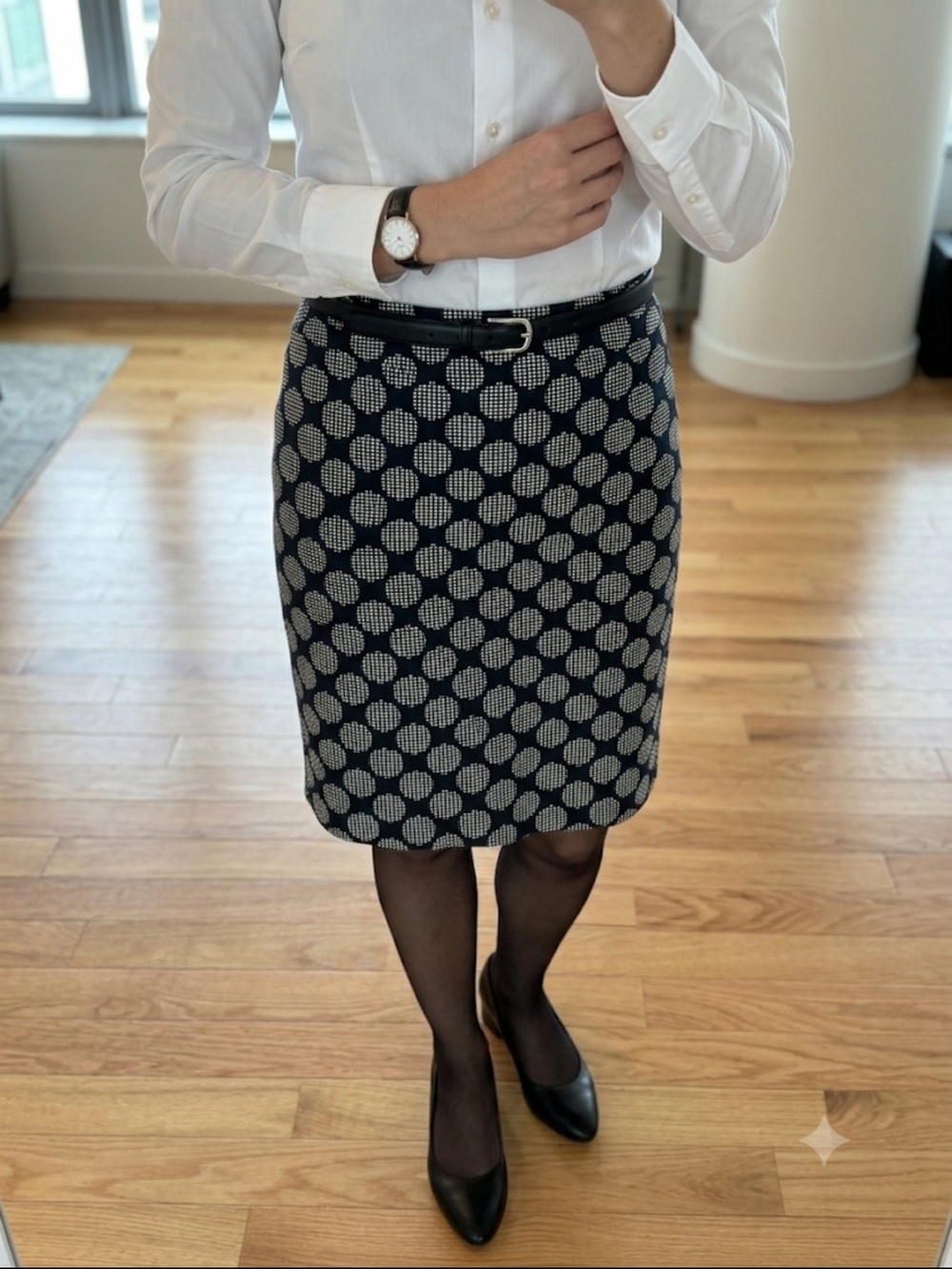 LOFT Classic Navy White Polka Dot Pencil Skirt NWOT Sz 0 petit business casual